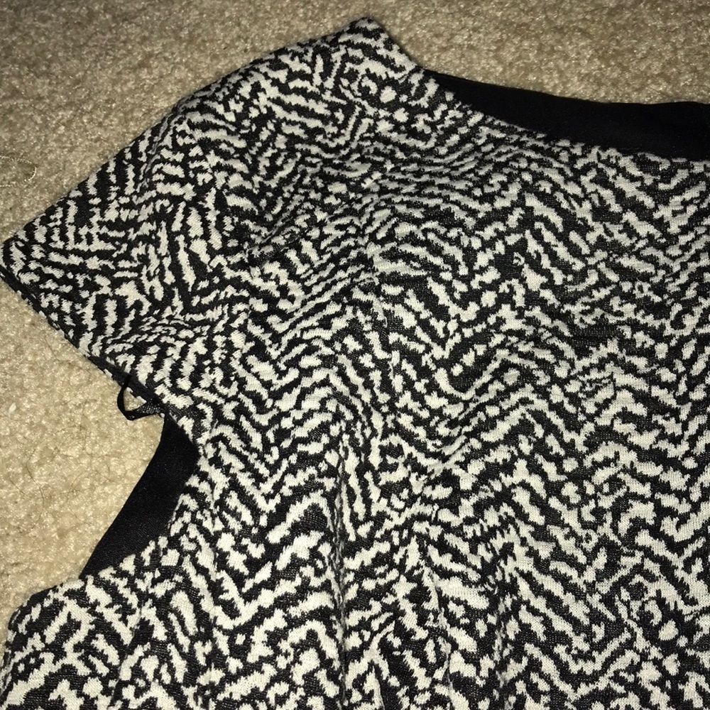 Patterned dress - Picture 2 of 2